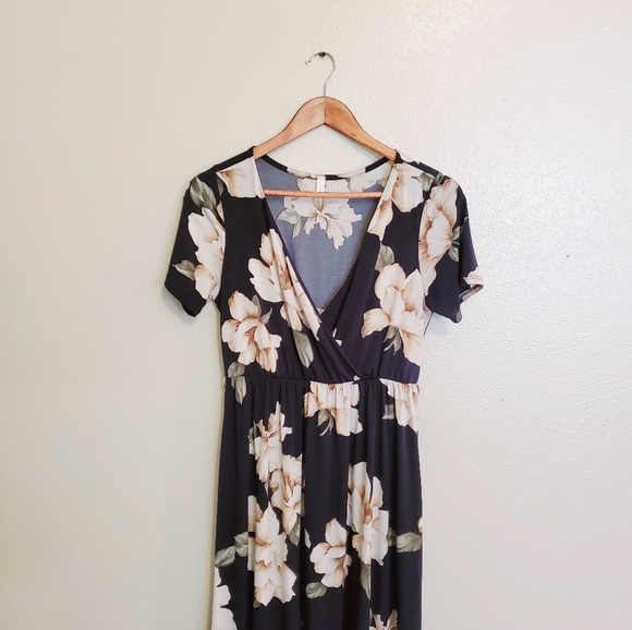 Pink blush maternity dress - Picture 2 of 7